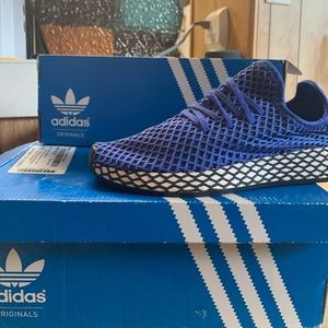Adidas Deerupt Runners